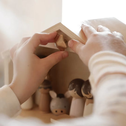 Nativity Advent Calendar 2026 – 24-Day Christmas Countdown with Nativity Figures