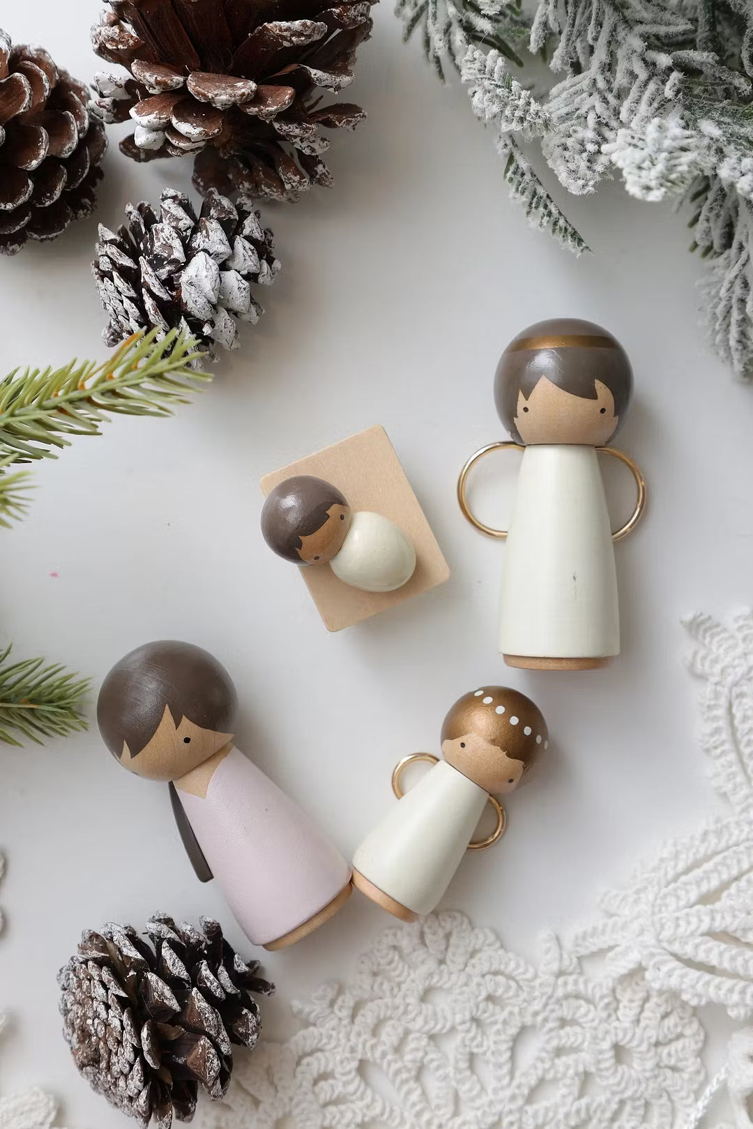 Nativity Advent Calendar 2026 – 24-Day Christmas Countdown with Nativity Figures