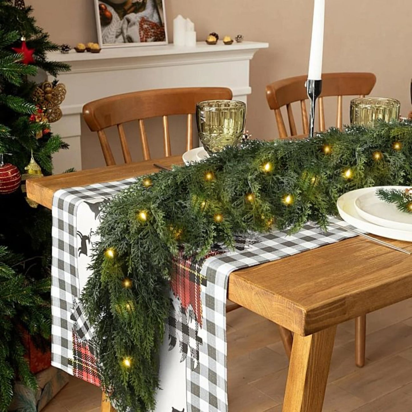 Pre-lit Christmas Cedar Garland