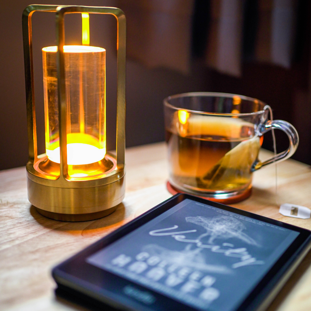 Sora Minimalist Lantern – Cordless Ambient LED Lamp