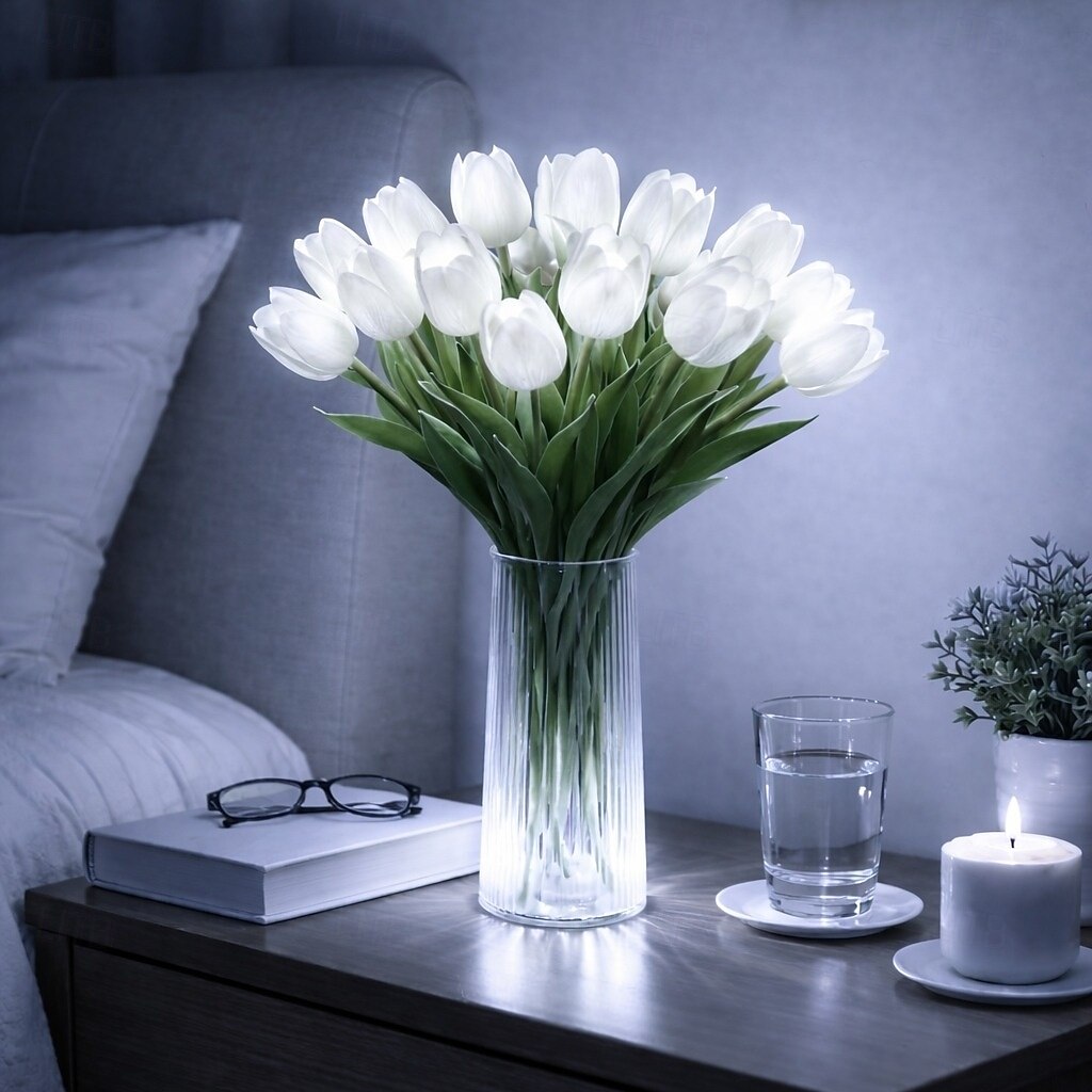 15 PCS Tulip Artificial Flowers with LED Lights, Real Touch Tulip Bouquet, Battery Operated Christmas Holiday Wedding Photography Home Decoration Creative Gifts（without vase)