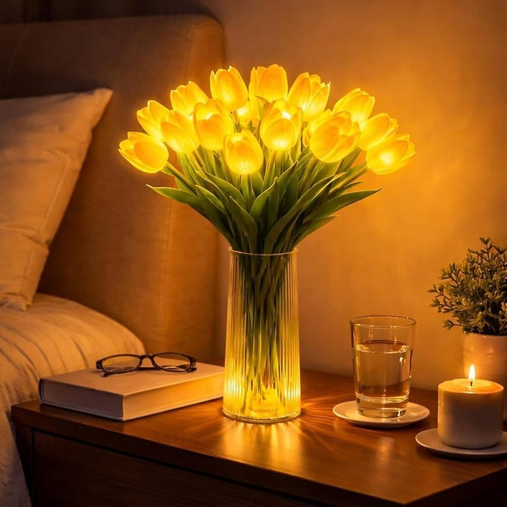 15 PCS Tulip Artificial Flowers with LED Lights, Real Touch Tulip Bouquet, Battery Operated Christmas Holiday Wedding Photography Home Decoration Creative Gifts（without vase)